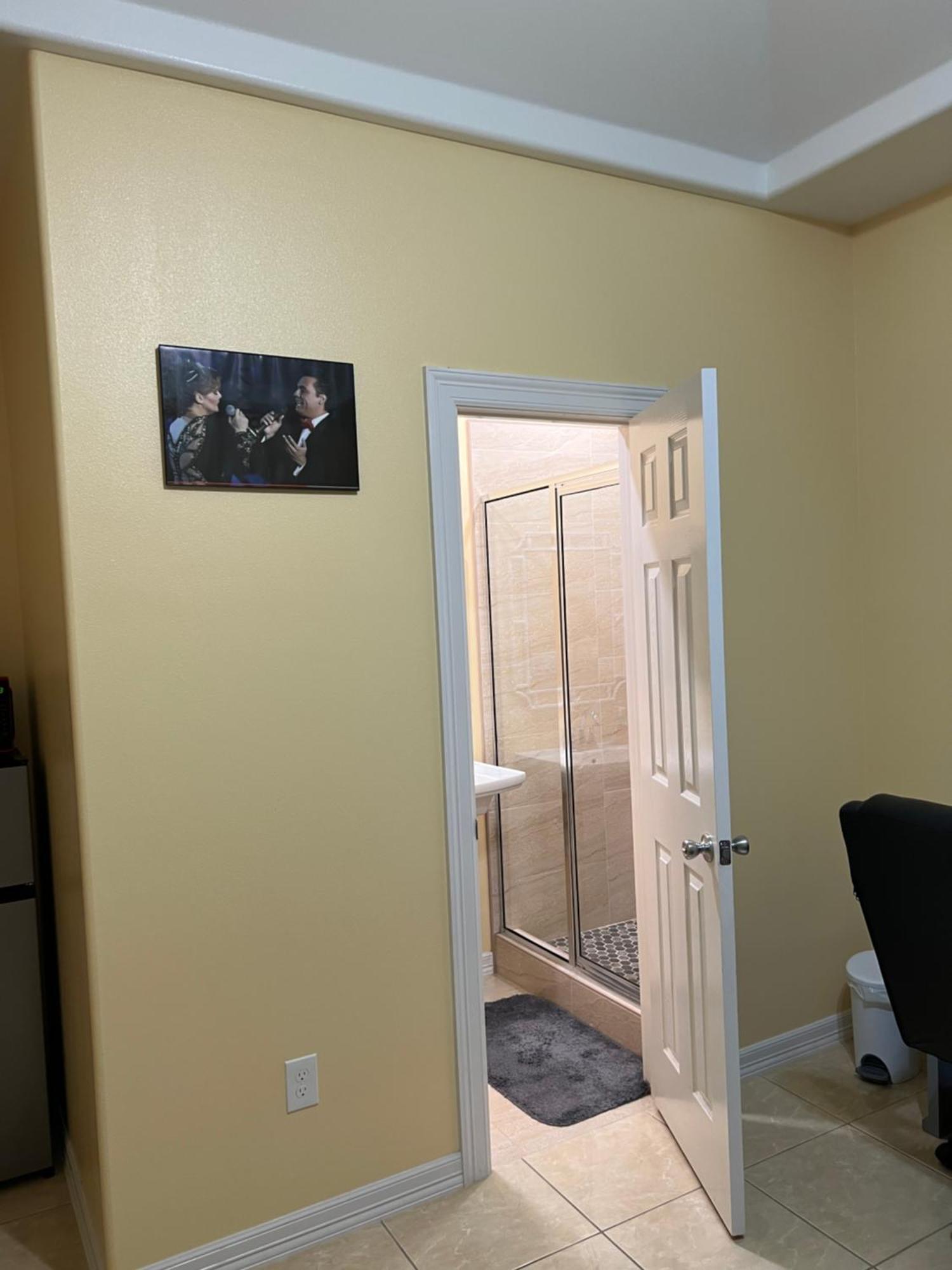 Habitacion Con Entrada Independiente Единбург Екстериор снимка